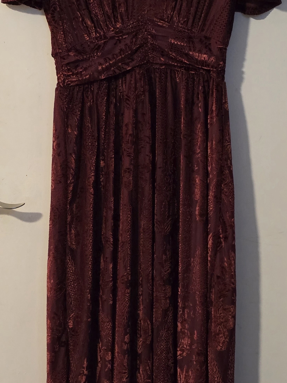 Simplee Apparel Deep Burgundy Jacquard Maxi Dress